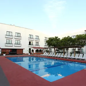 fiesta-inn-queretaro.hotels-in-queretaro.com/